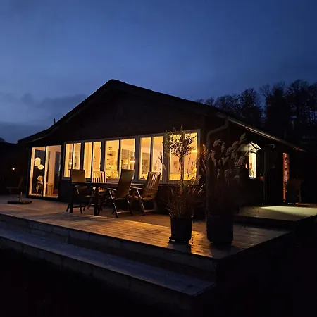 펜션 Charming Summer House Near *